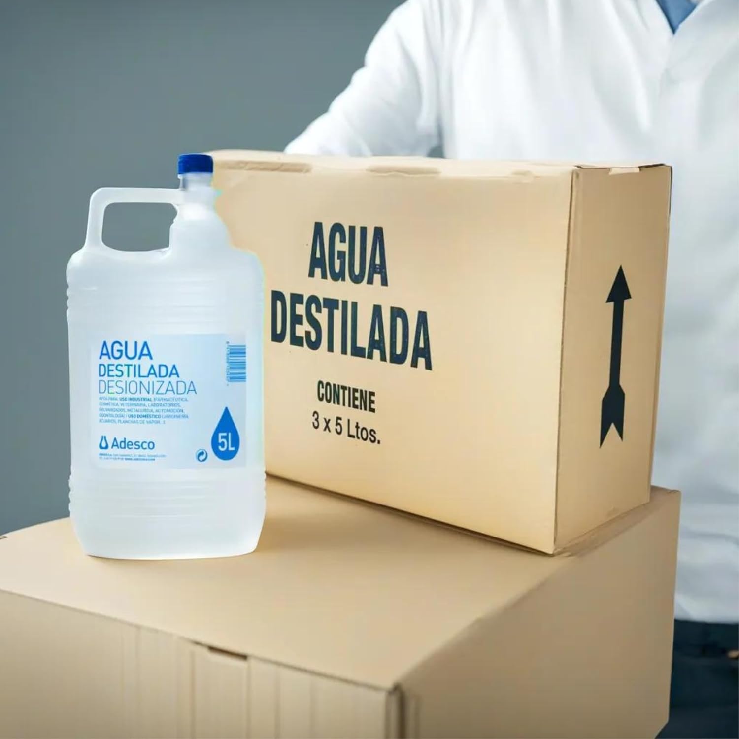 Agua desionizada ADESCO para planchas, baterías y autoclaves